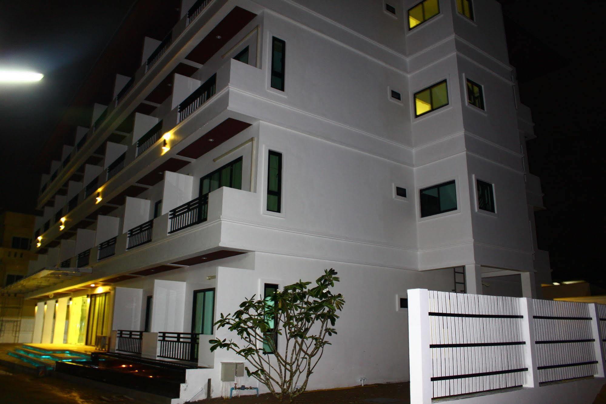 Pk Residence Phuket Bagian luar foto