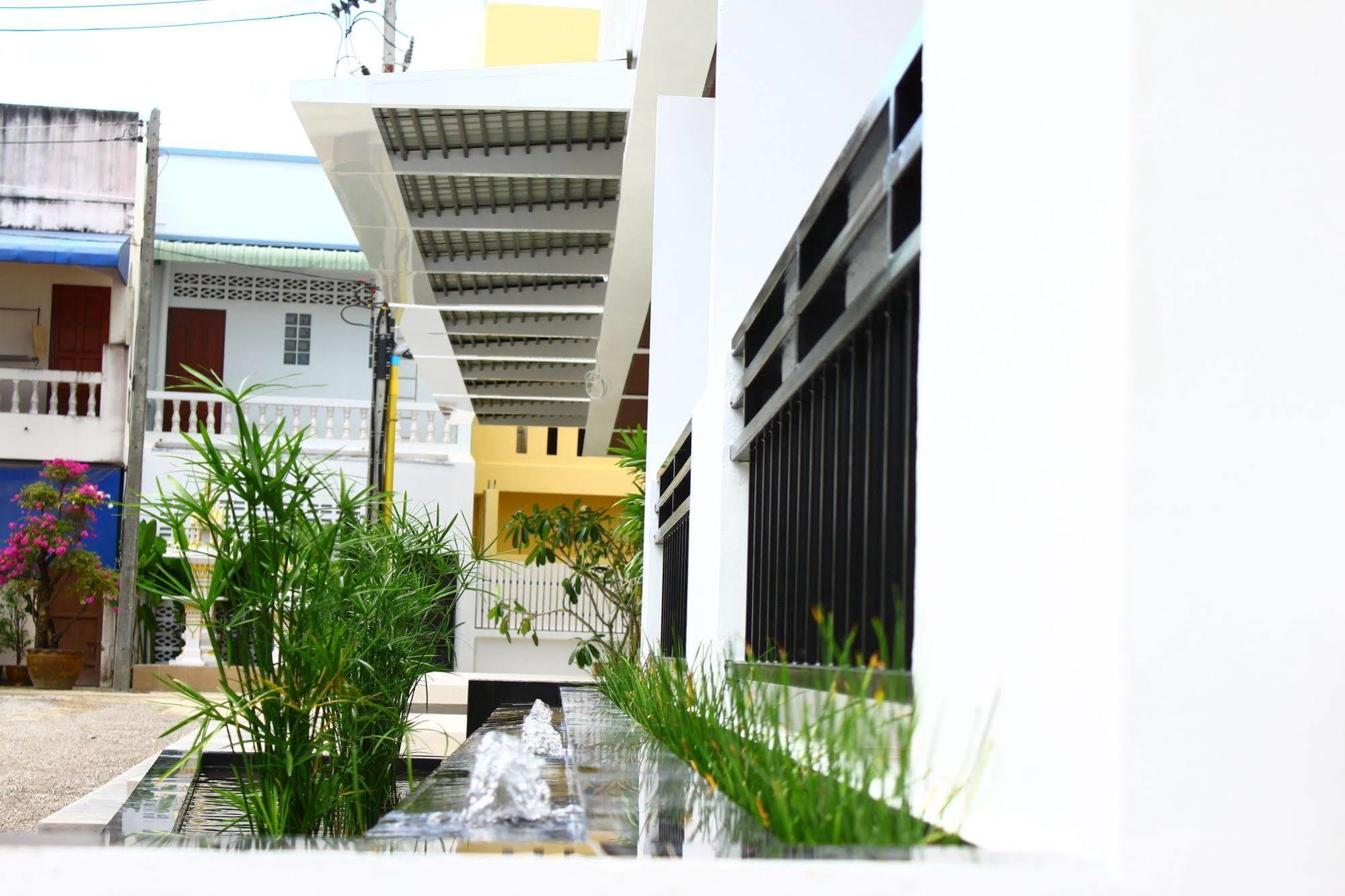 Pk Residence Phuket Bagian luar foto