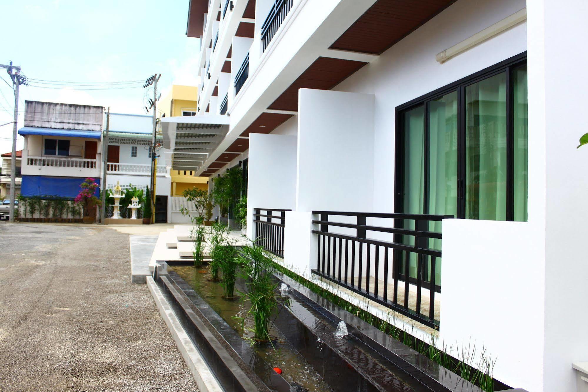 Pk Residence Phuket Bagian luar foto